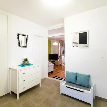 Apartment Martha Split